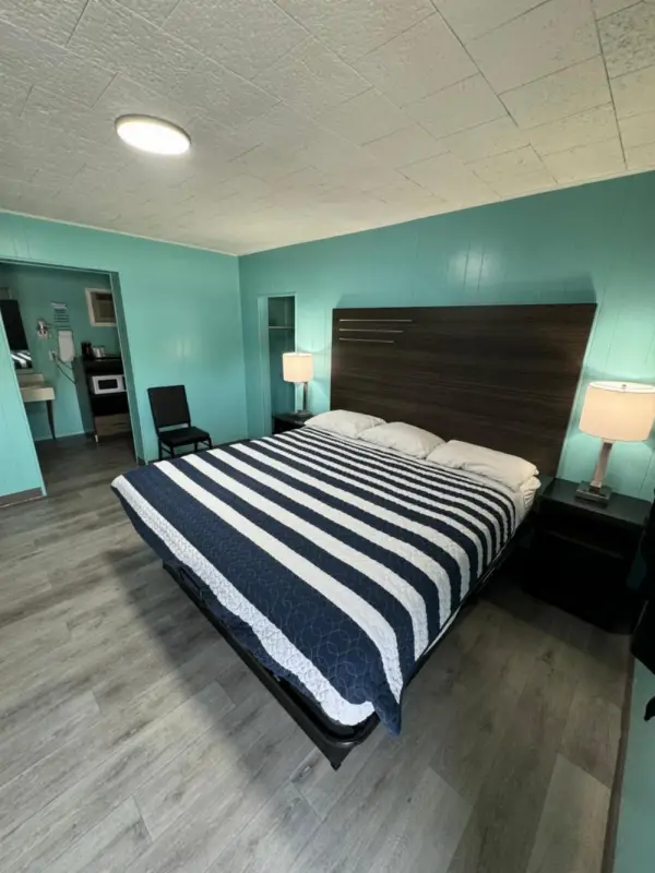 Acorn Motel Main image